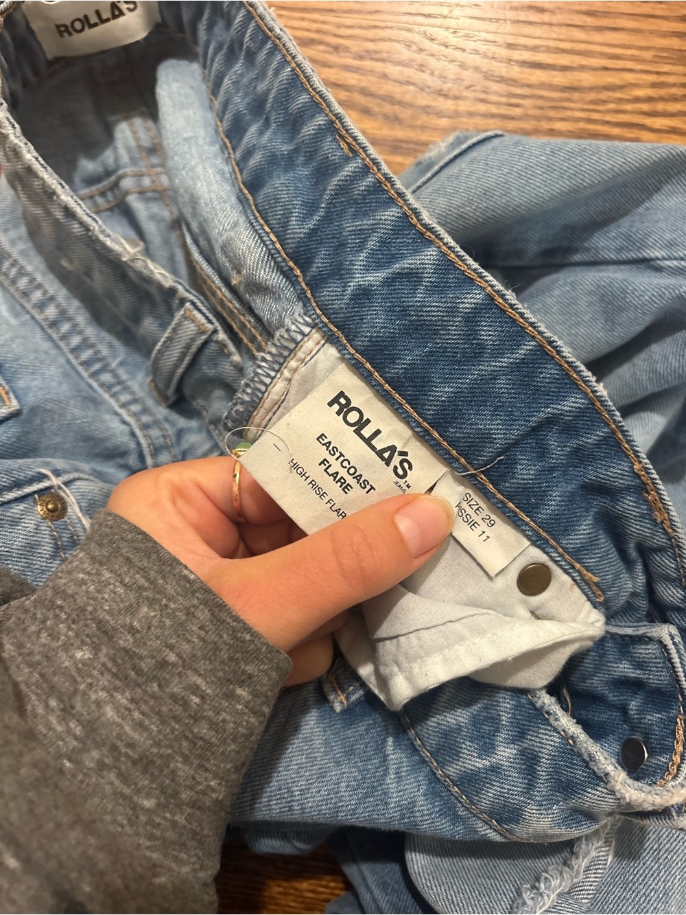 ROLLAS East Coast Flare Women's Light Blue Distressed Jeans High Rise Size 29 - Picture 7 of 7